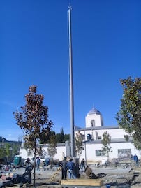 Fabricación de Astas y Banderas Monumentales