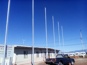 Fabricación de Astas y Banderas Monumentales