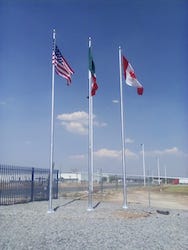 Fabricación de Astas y Banderas Monumentales