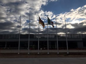 Fabricación de Astas y Banderas Monumentales